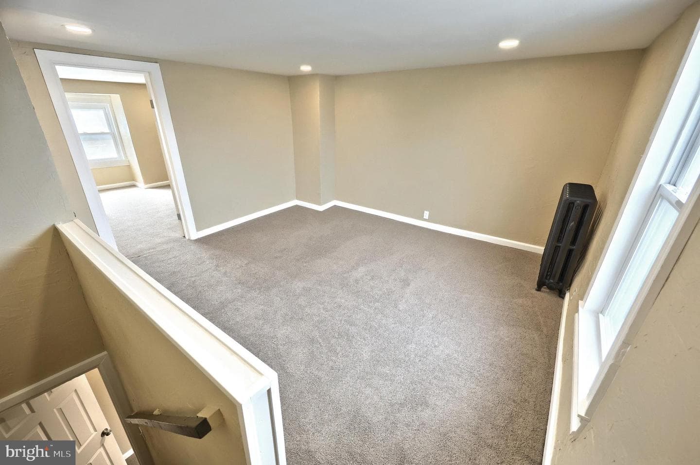 1415 W King Street photo 19