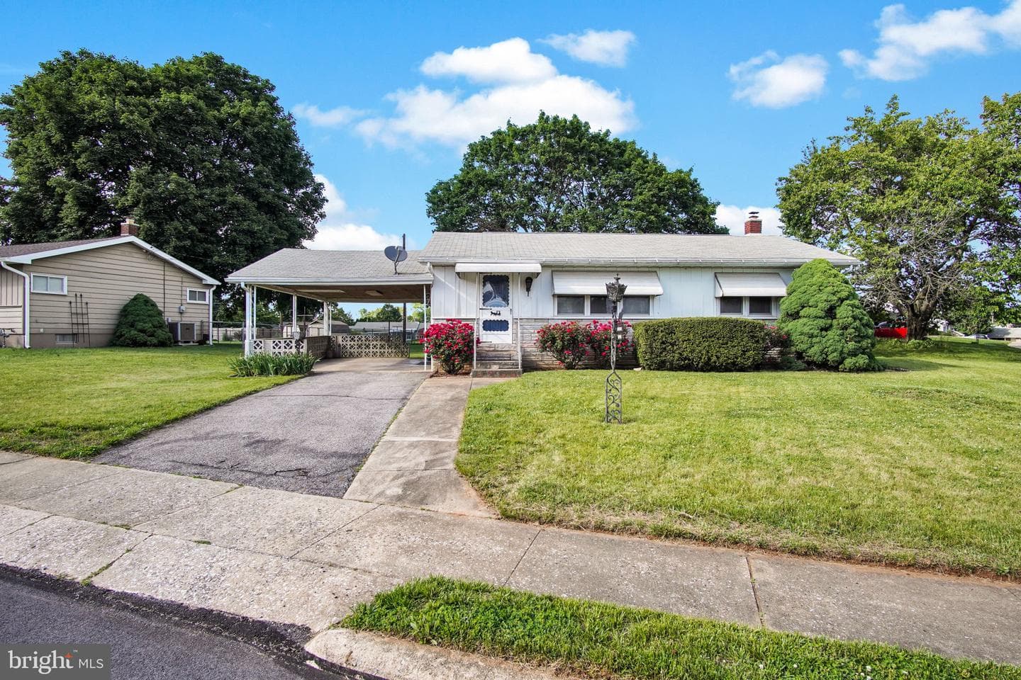 844 Gunnison Road photo 4
