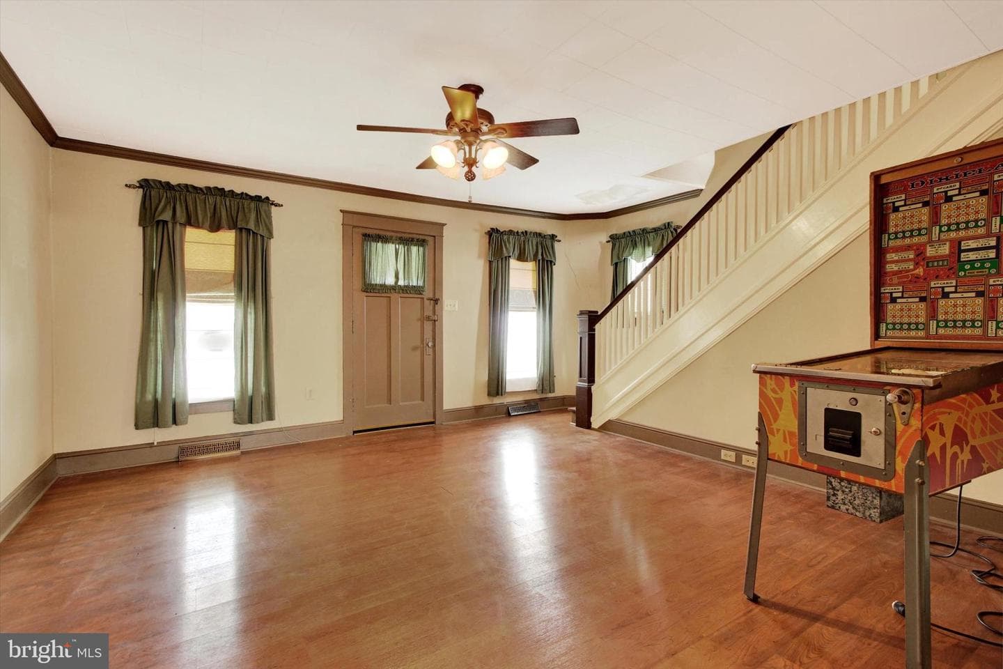 219 N Hartman Street photo 3
