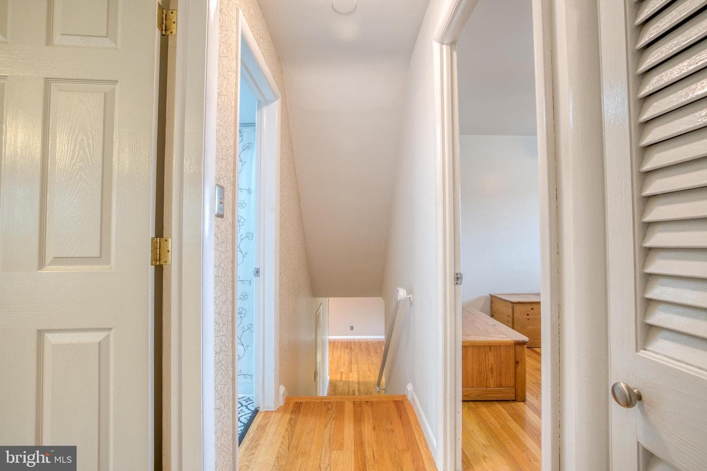 420 Cortleigh Drive photo 24
