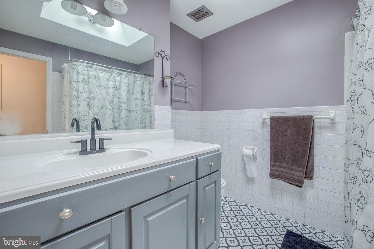 420 Cortleigh Drive photo 27