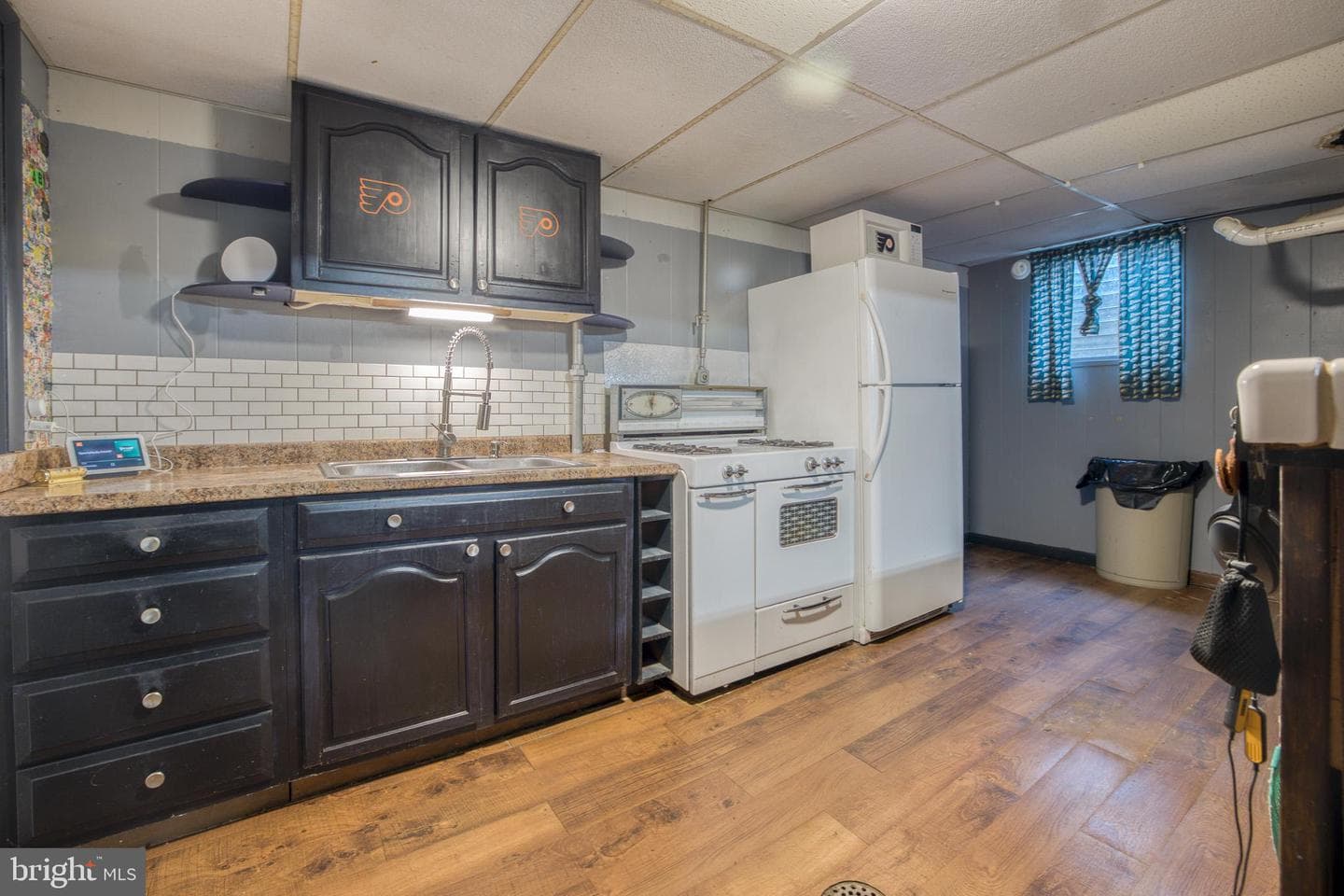 420 Cortleigh Drive photo 35