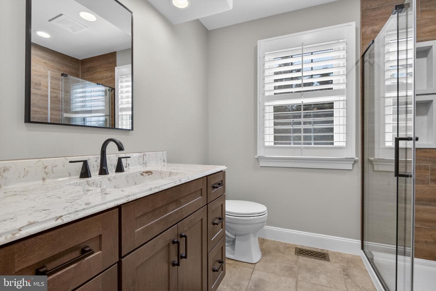 2510 Donlenik Drive photo 40