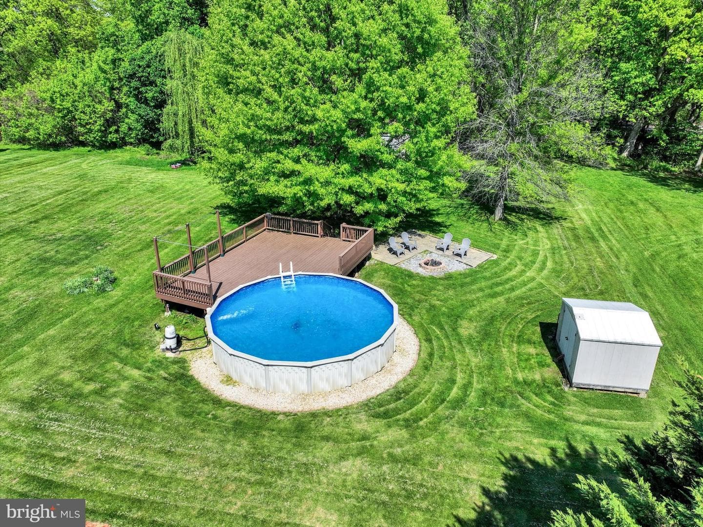 315 Iroquois Trail photo 14