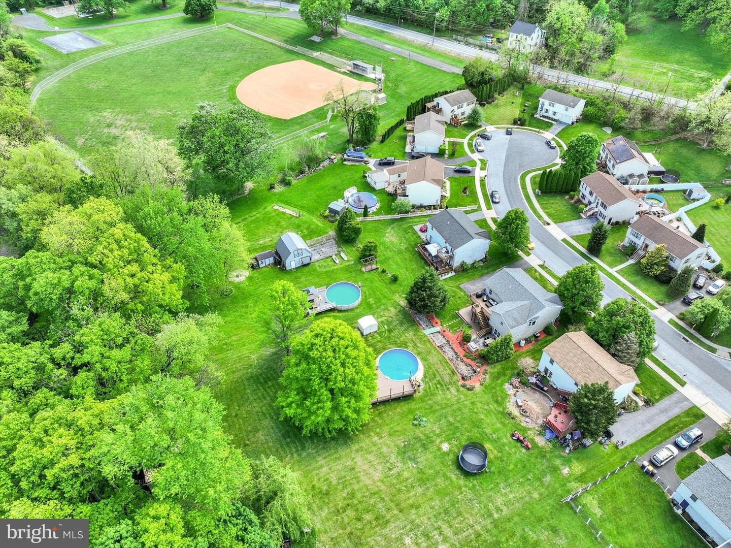 315 Iroquois Trail photo 16
