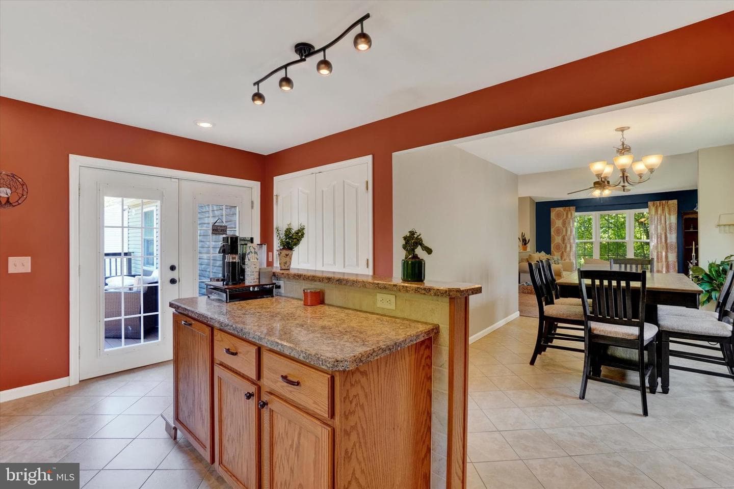 315 Iroquois Trail photo 22