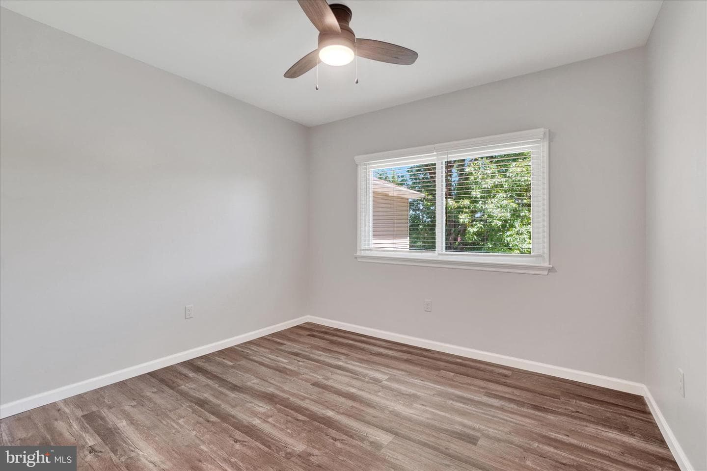 1542 Bonbar Road photo 17