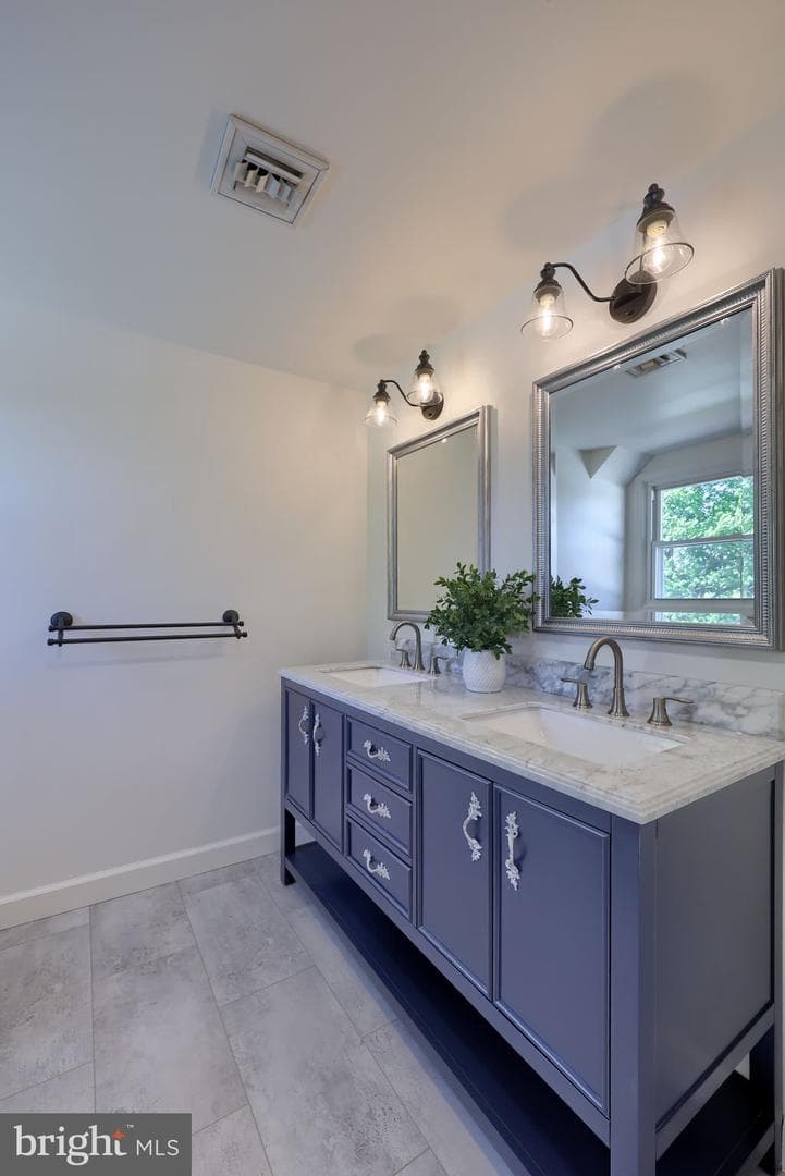 250 Nollyn Drive photo 26