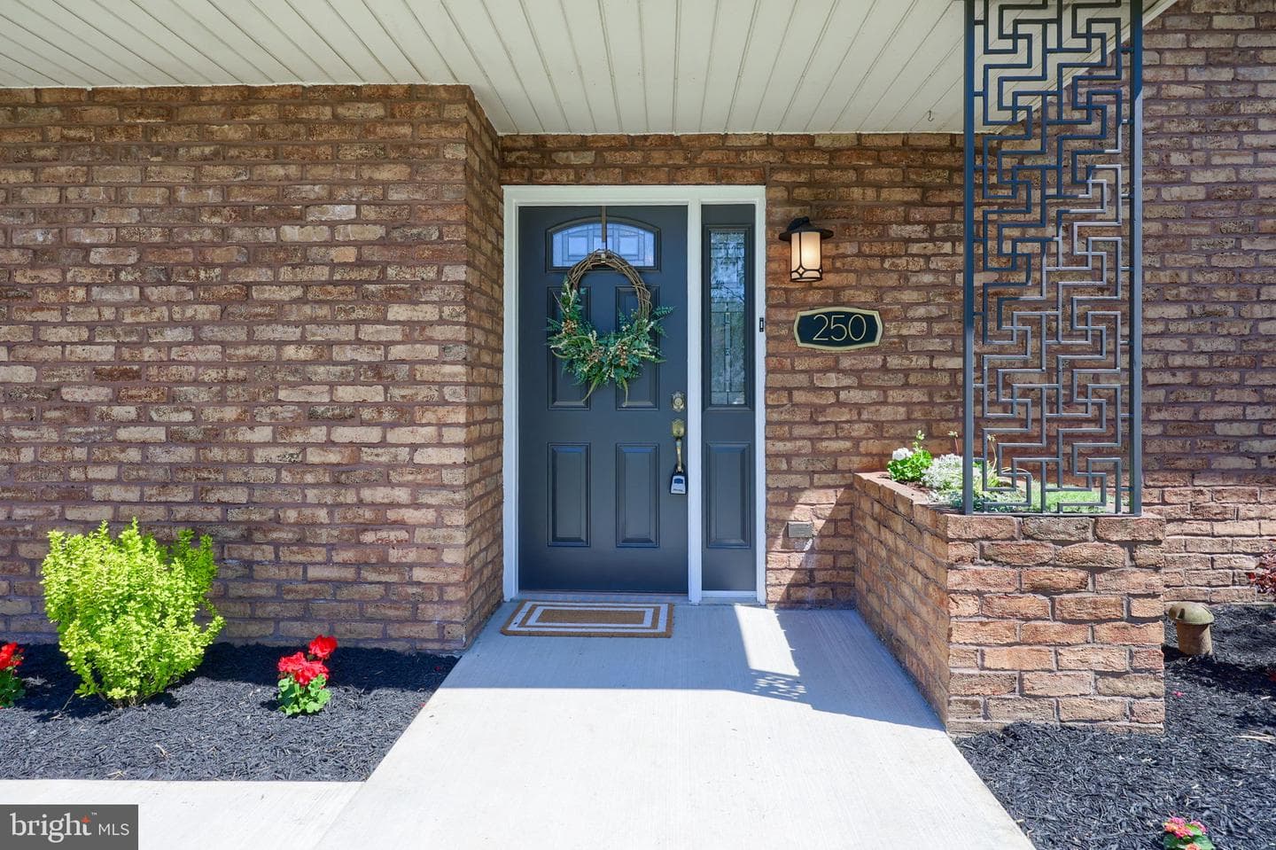 250 Nollyn Drive photo 4