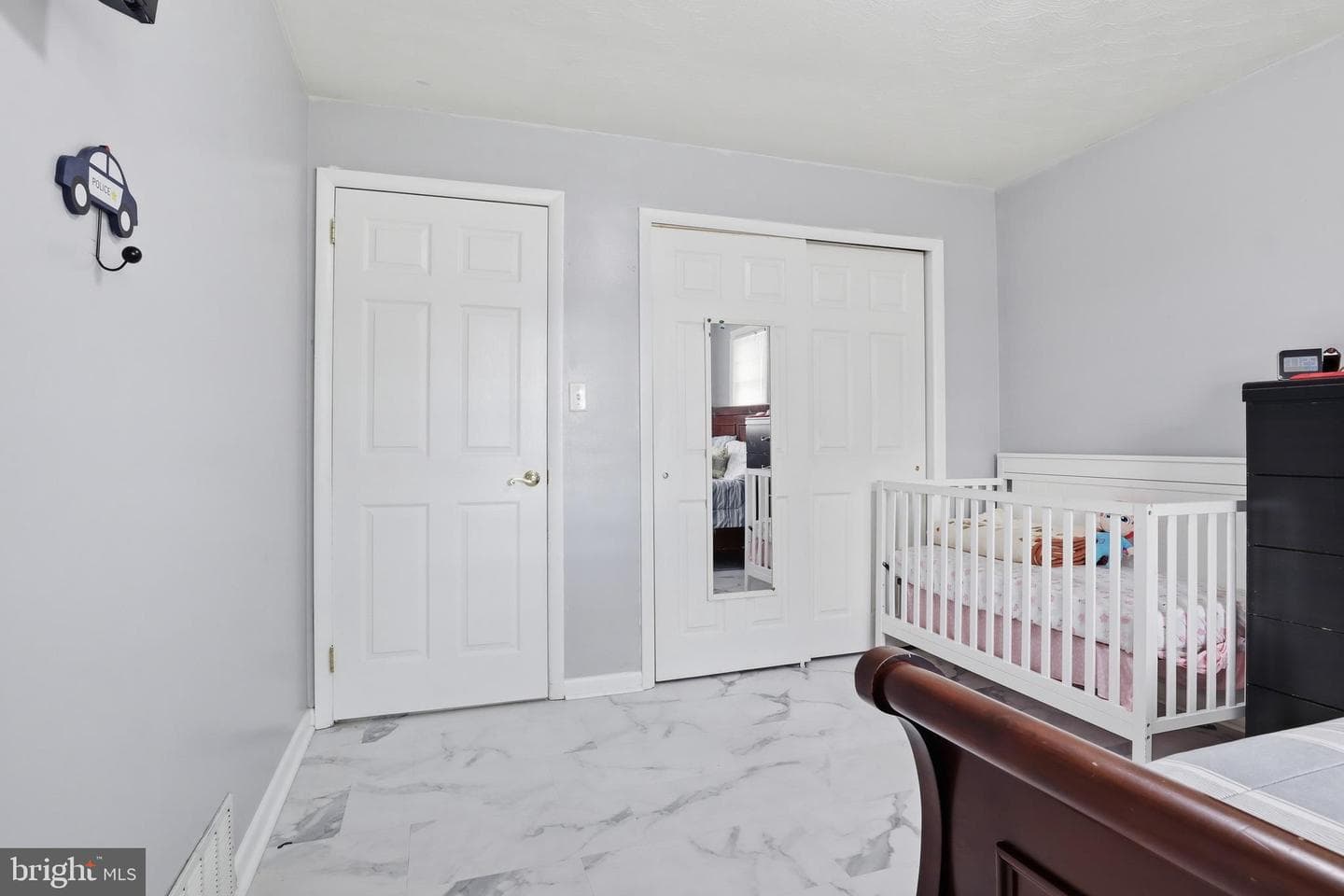 2330 Redwood Road photo 21