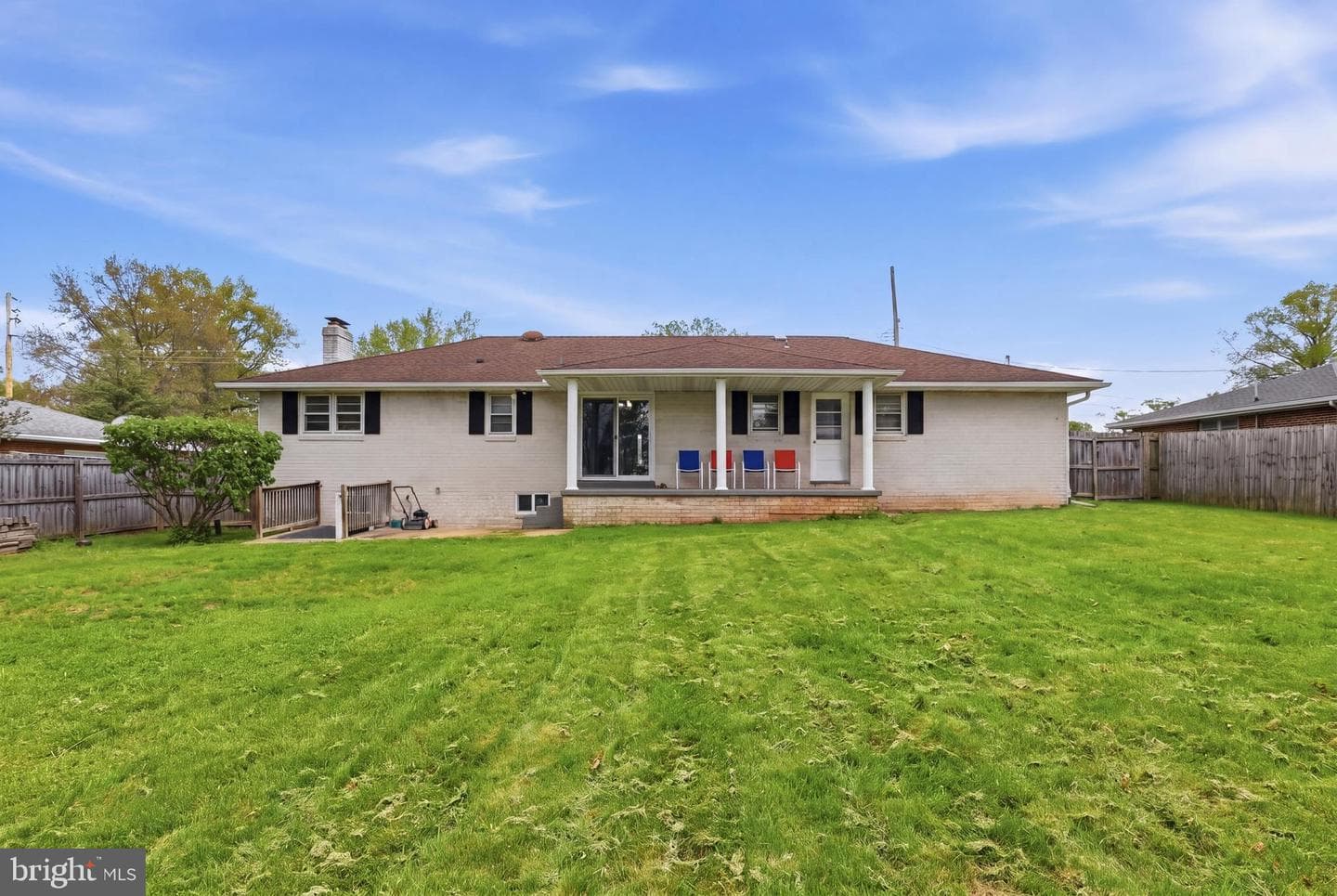 2330 Redwood Road photo 32