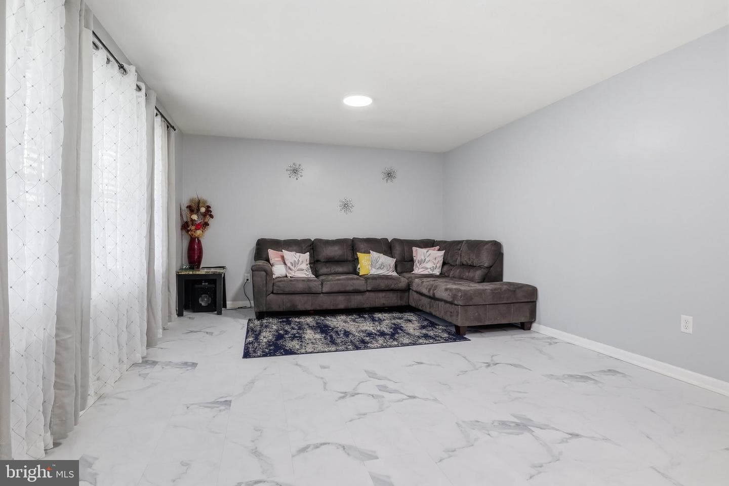 2330 Redwood Road photo 4