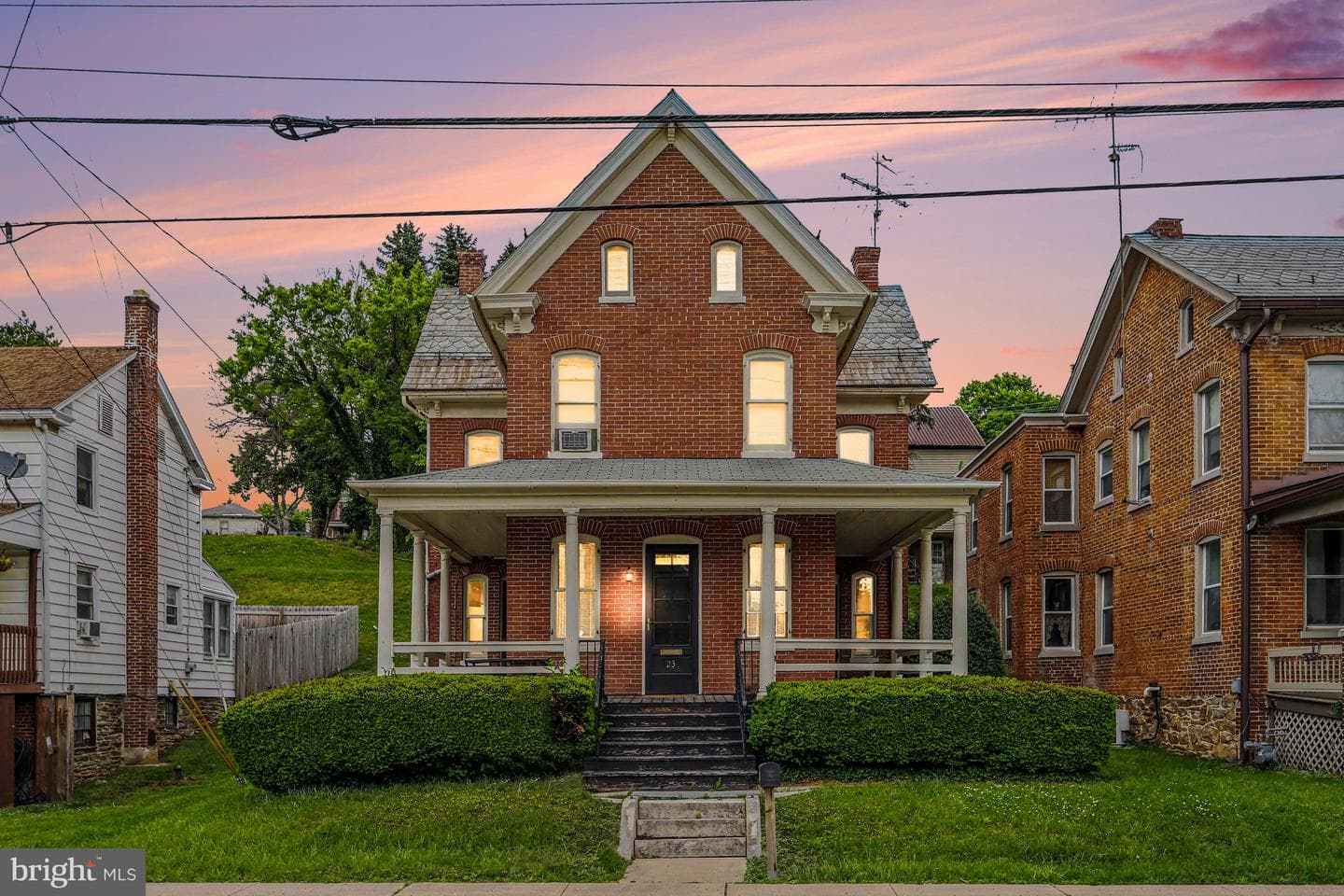 23 W George Street, Yoe