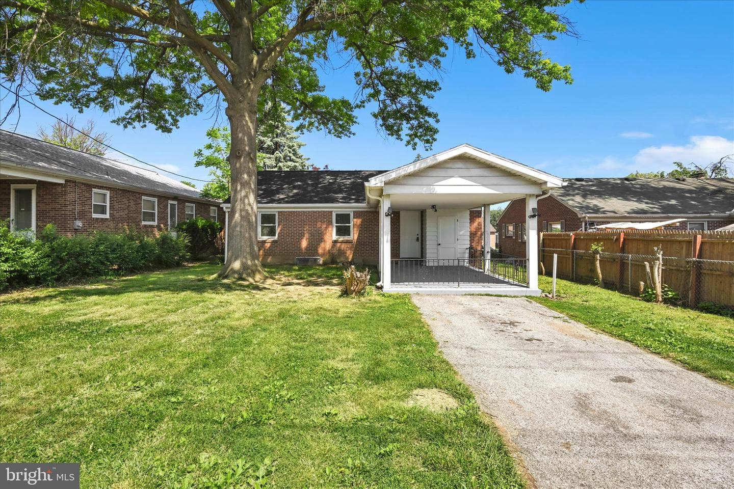 308 E Springettsbury photo 32