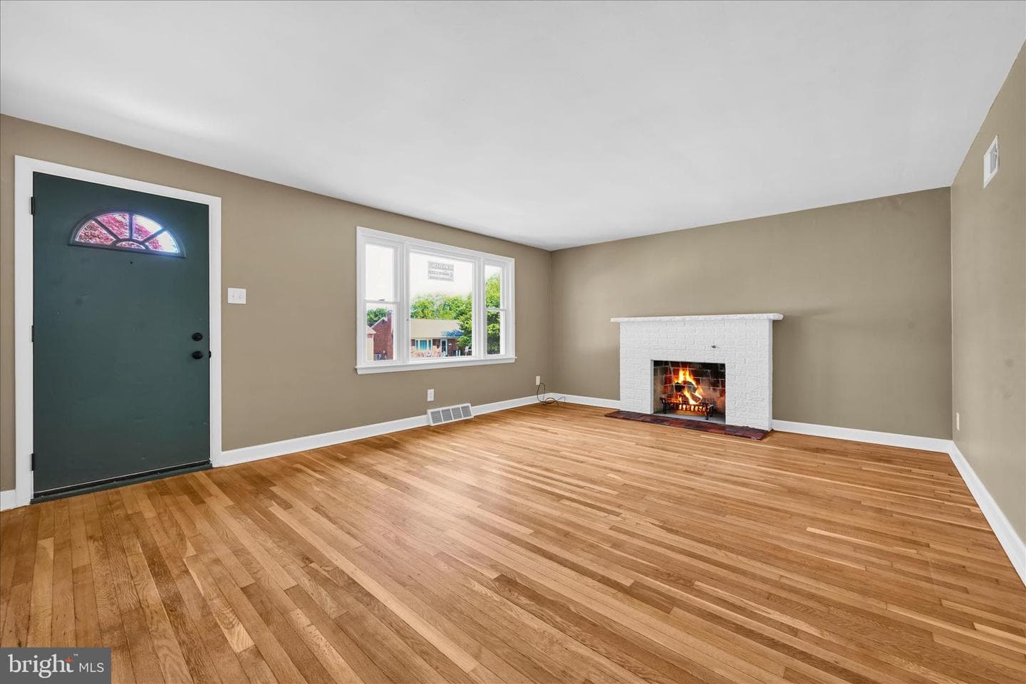 308 E Springettsbury photo 7