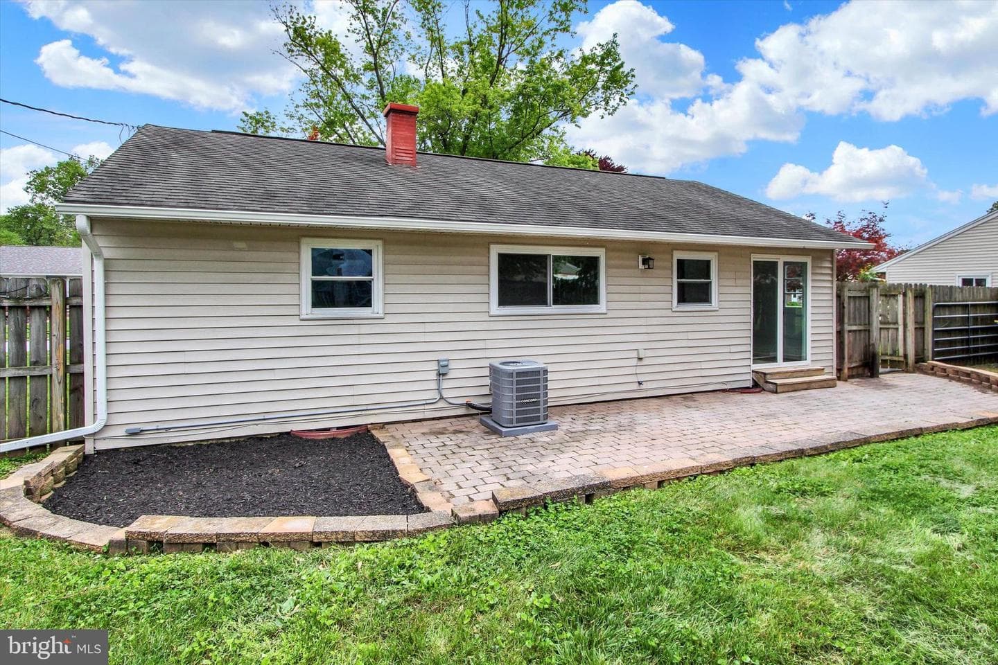 3837 Oakleigh Drive photo 18