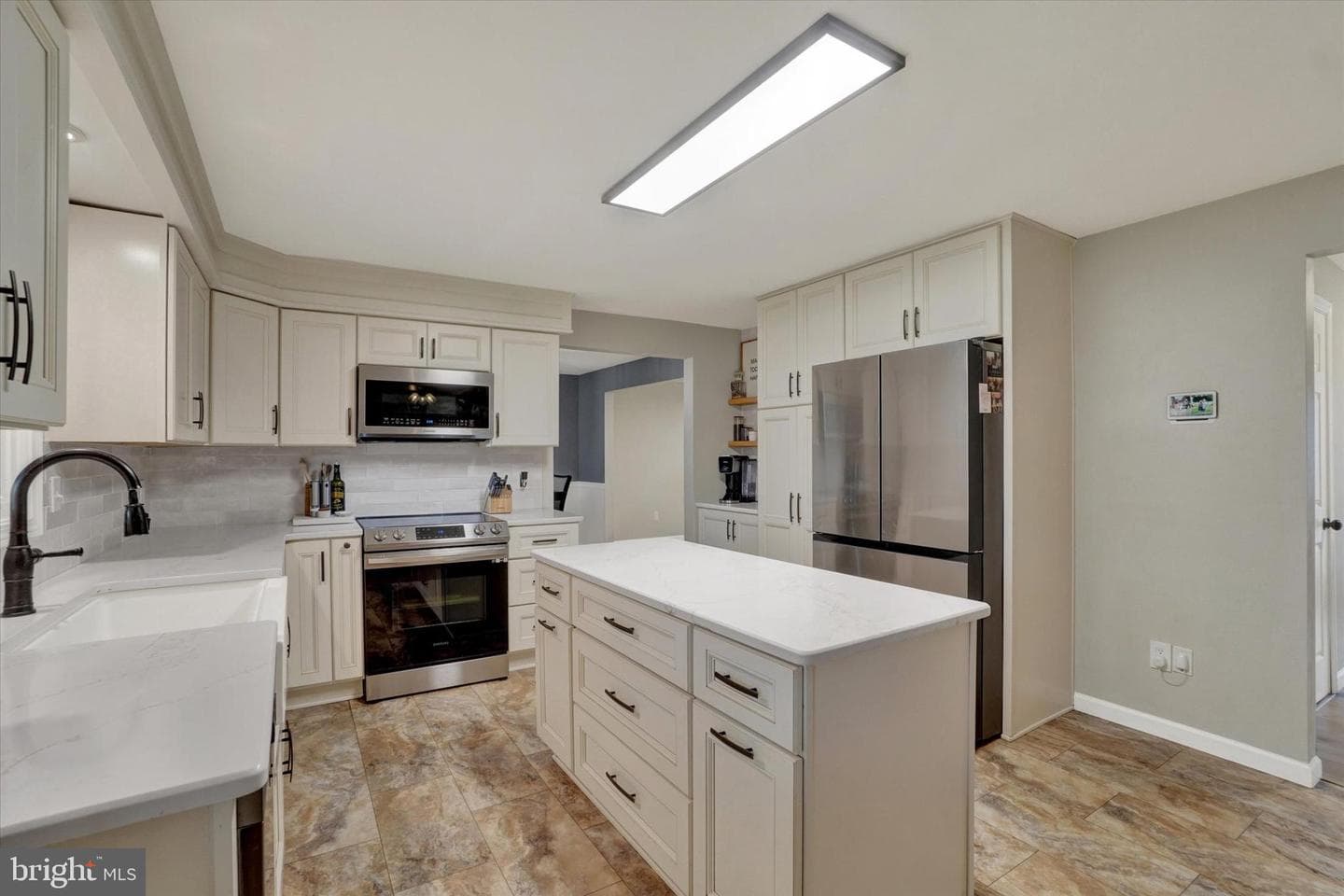2252 Chestnut Road photo 6