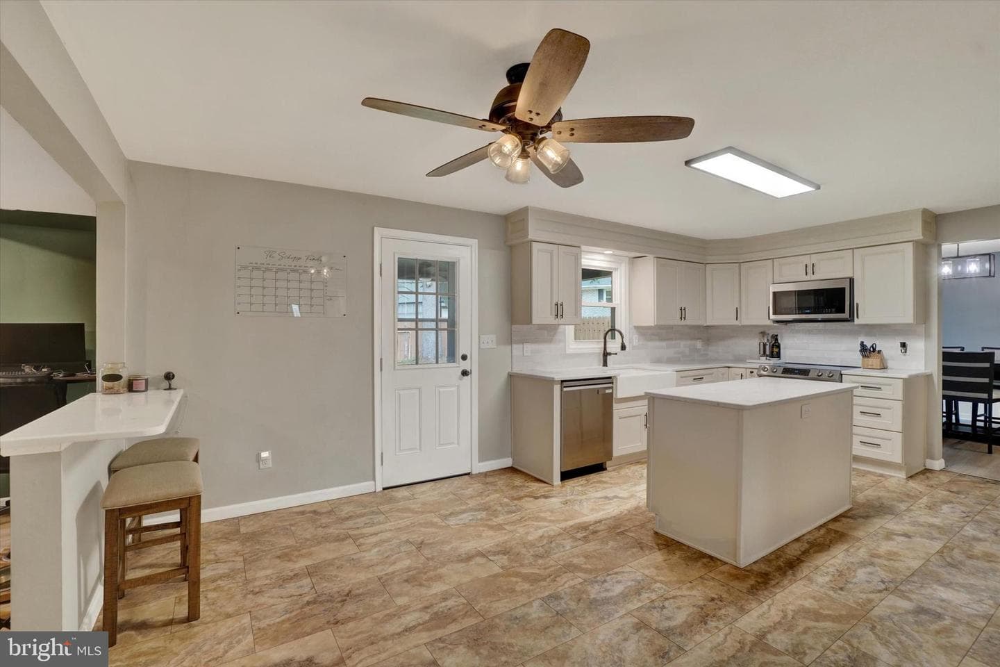2252 Chestnut Road photo 9