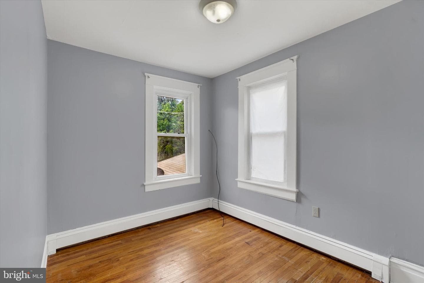 120 E Jackson Street photo 13