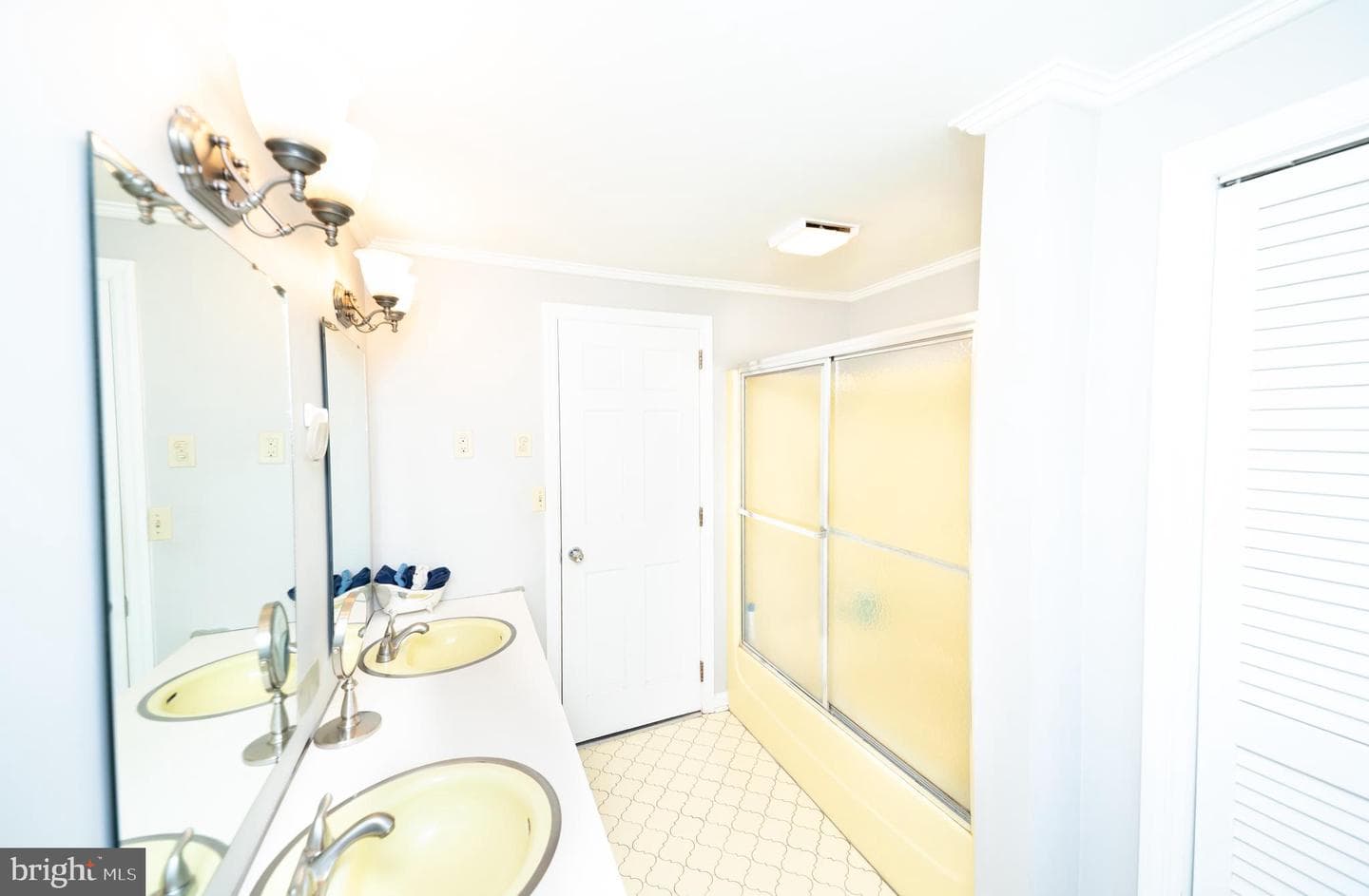 100 Albright Drive photo 41