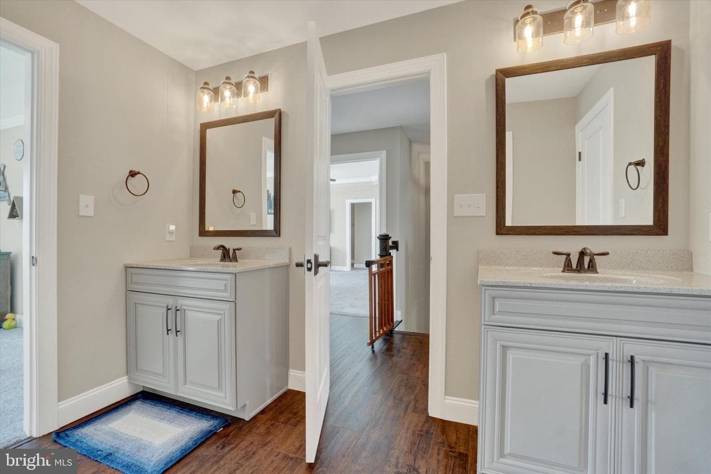 411 Peggy Lane photo 18