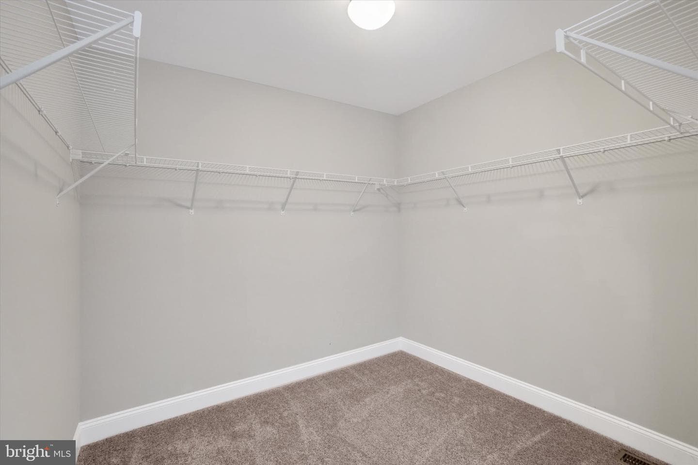 411 Peggy Lane photo 21