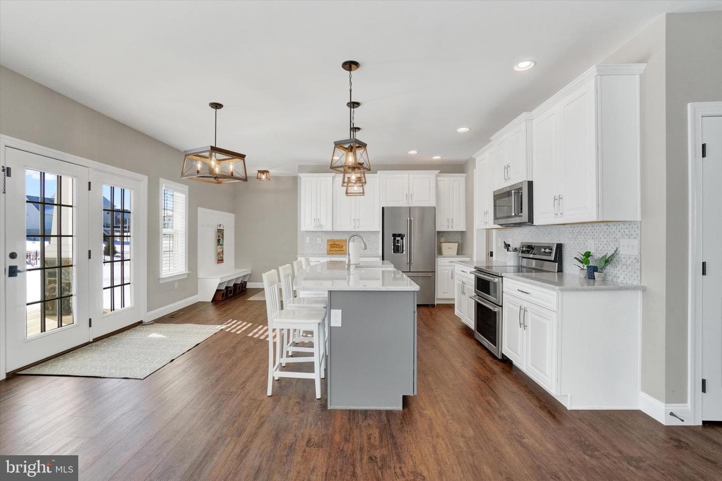 411 Peggy Lane photo 7