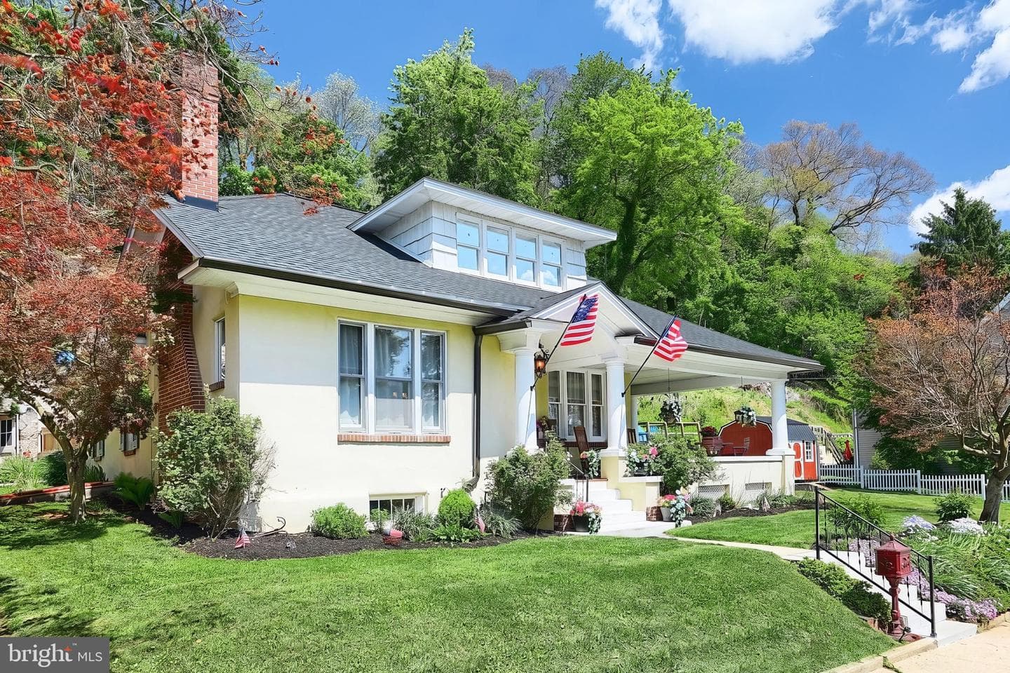 39 Cottage Avenue photo 3