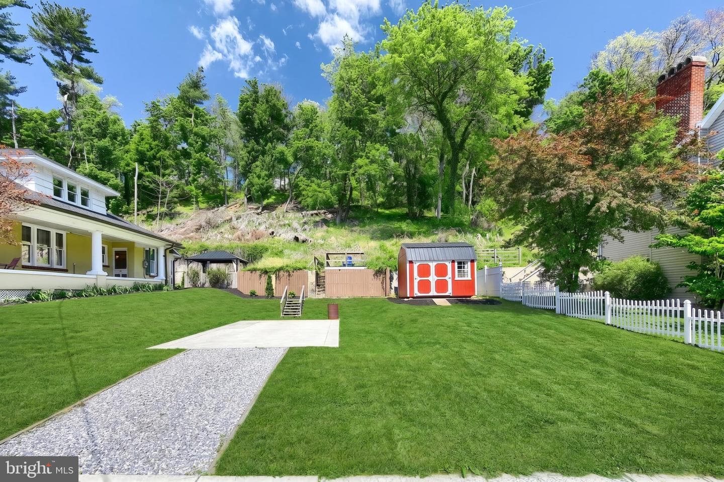 39 Cottage Avenue photo 41