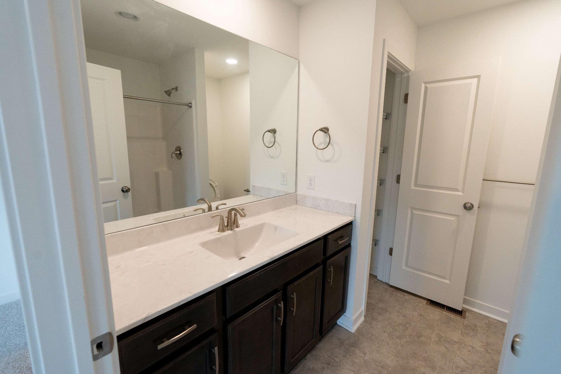 379 Florida Ave. photo 8
