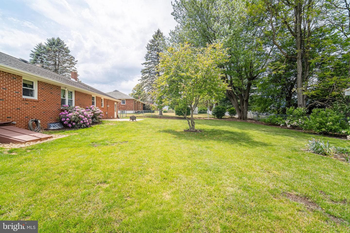 119 E Clearview Drive photo 34