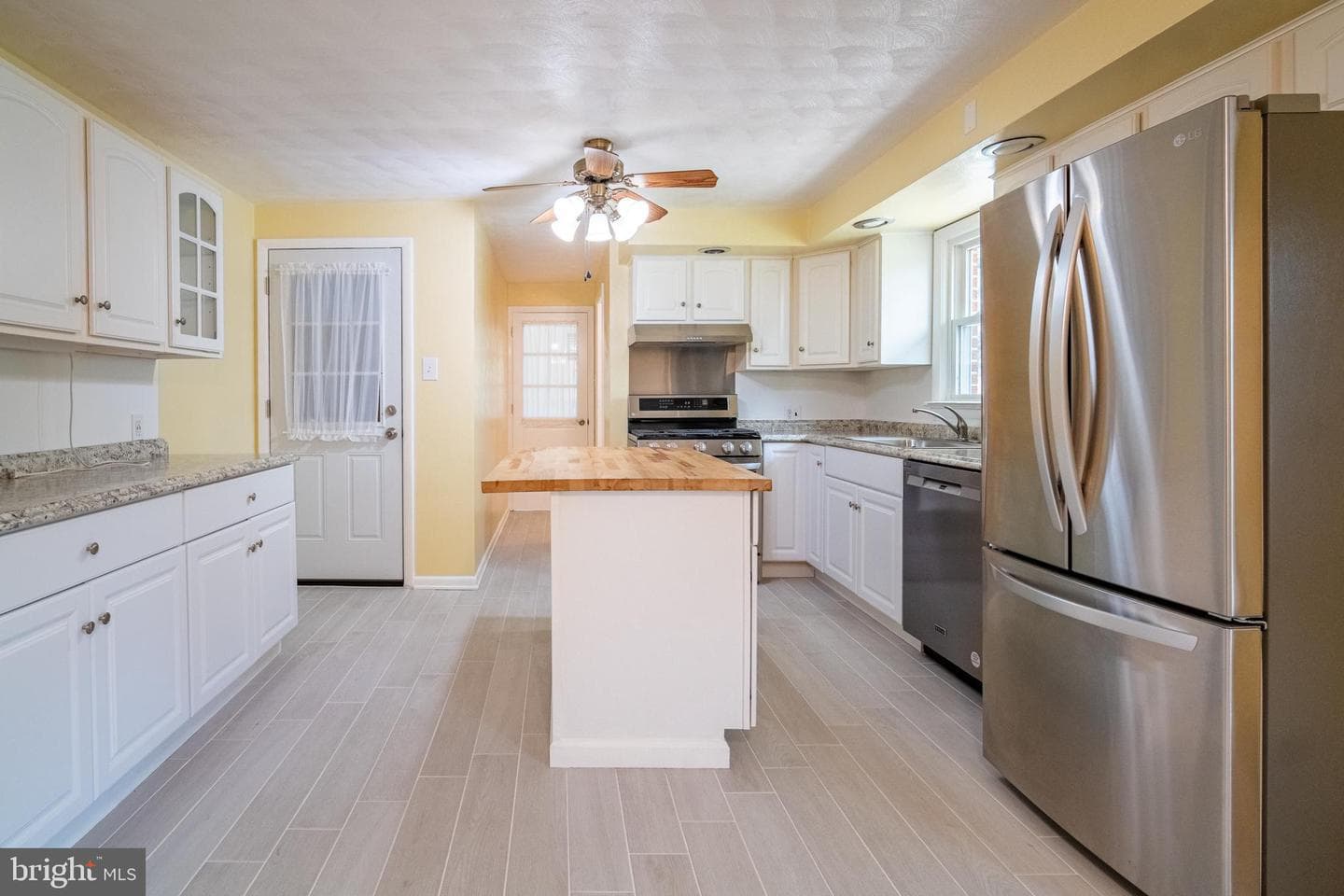 119 E Clearview Drive photo 9