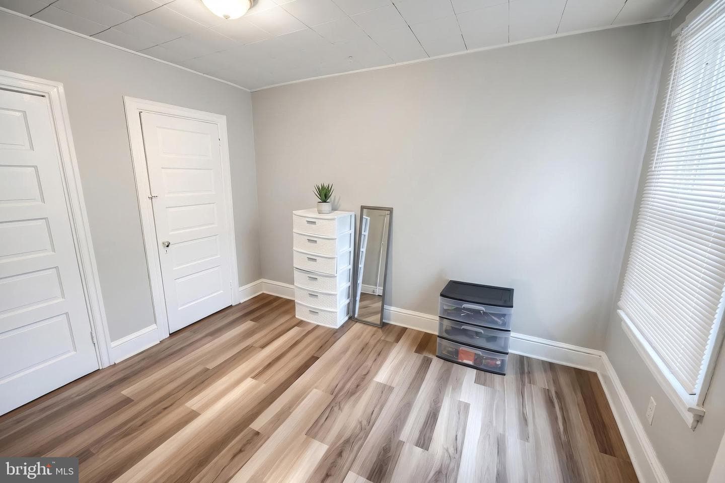 58 N Tremont Street photo 5