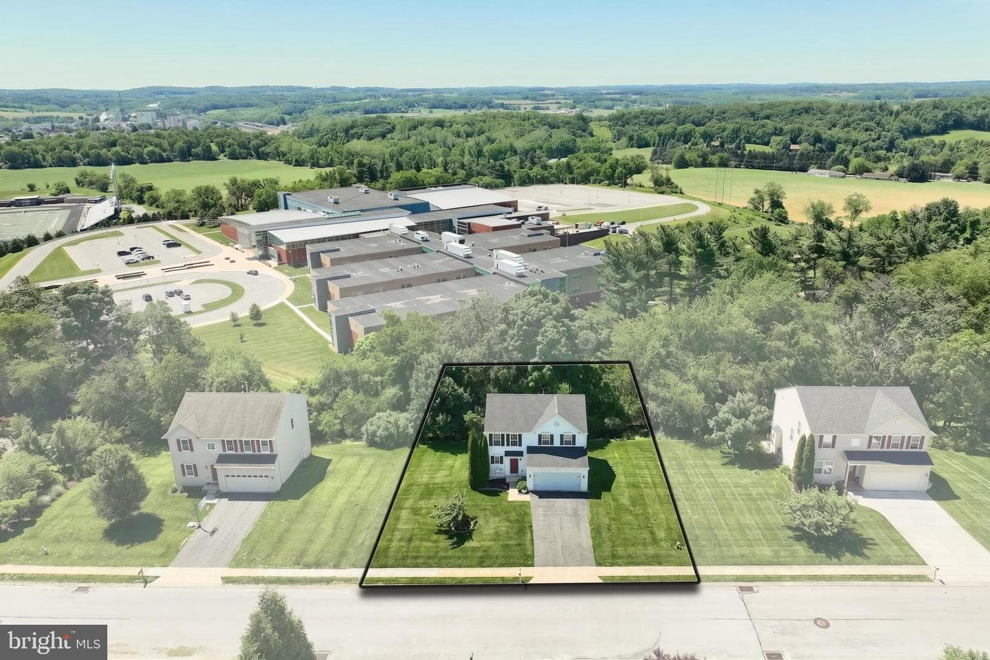 425 Lakeview Drive photo 5