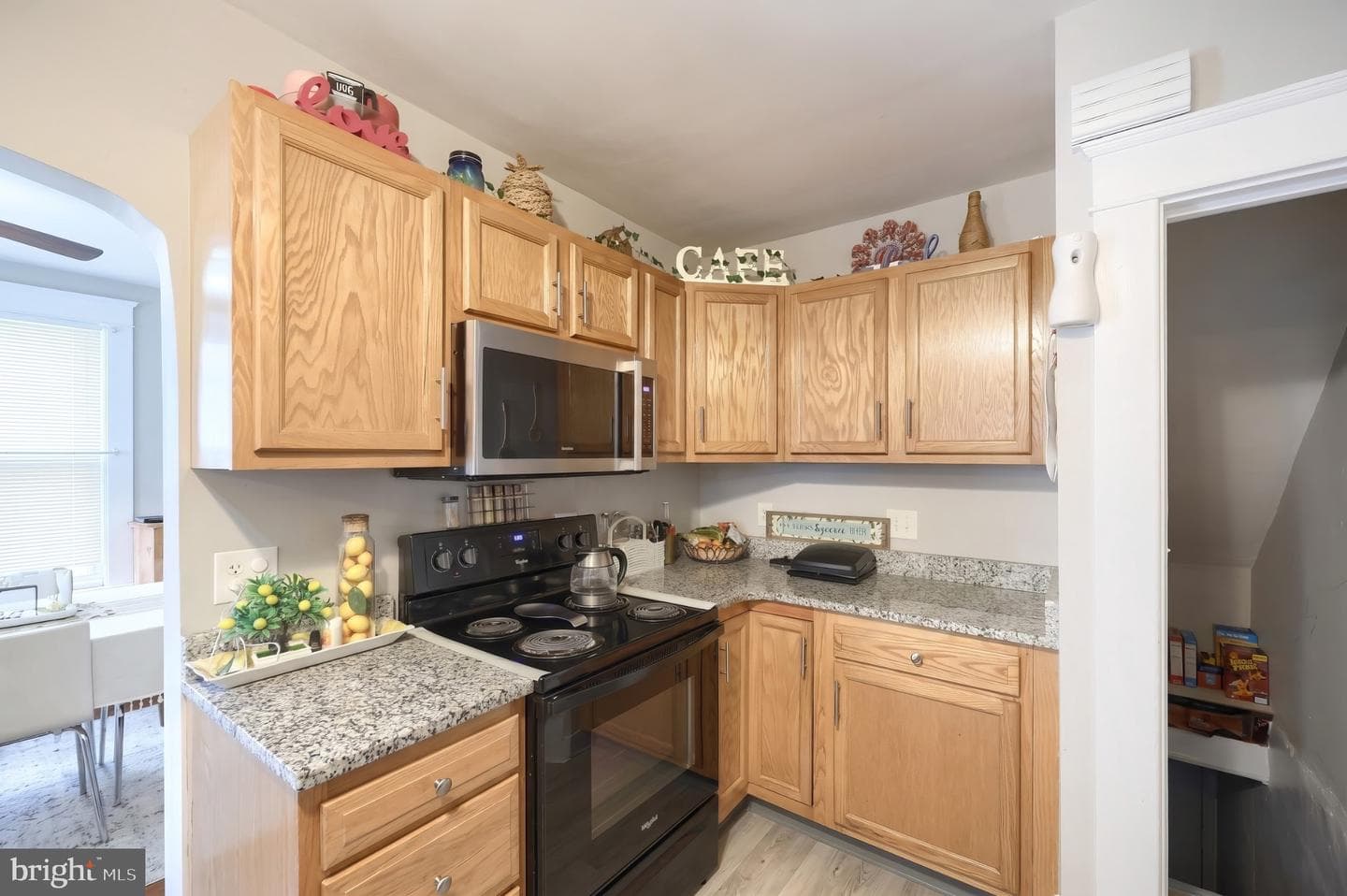 945 E Prospect Street photo 9