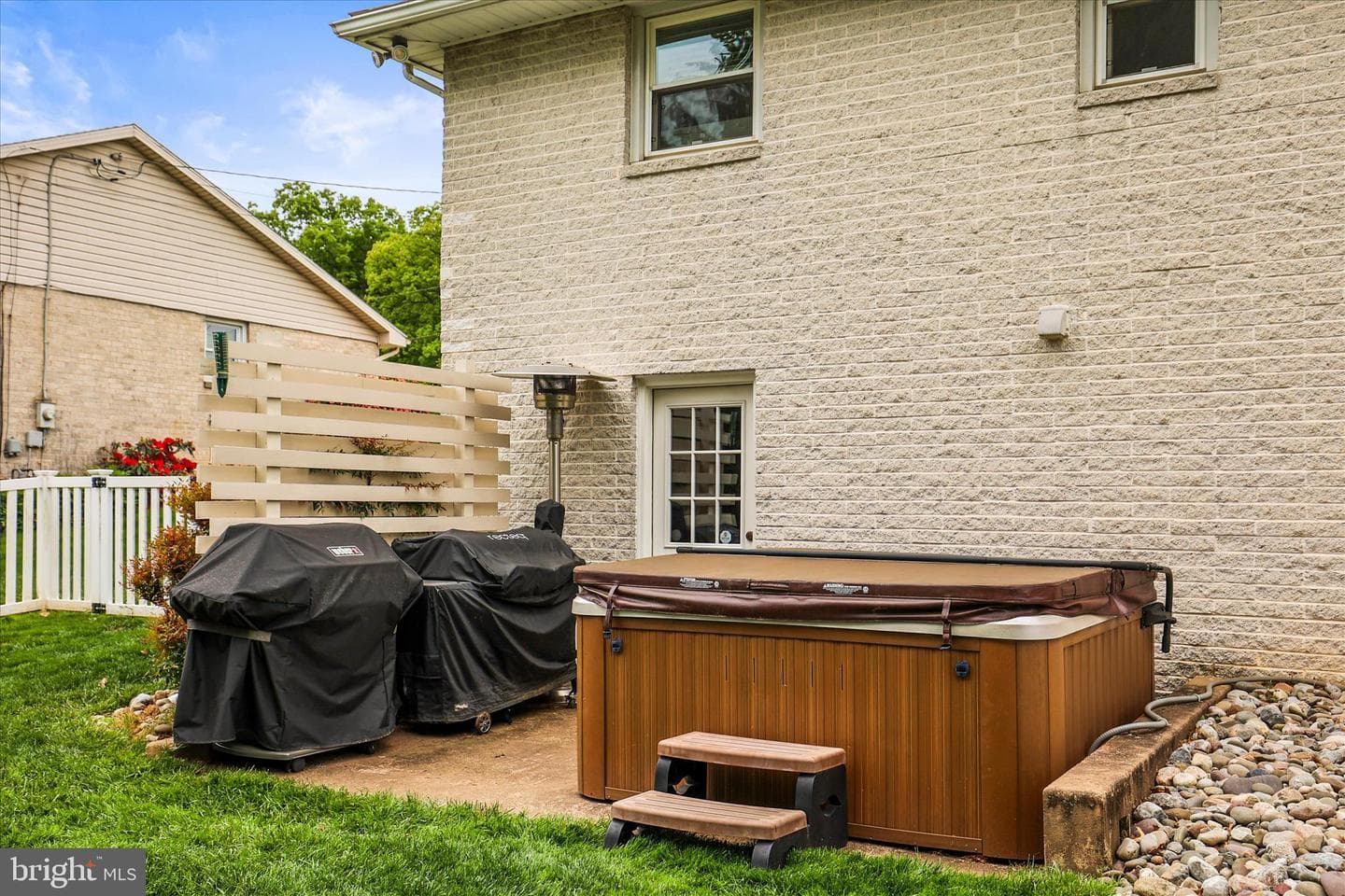 3126 Skylight Drive E photo 49