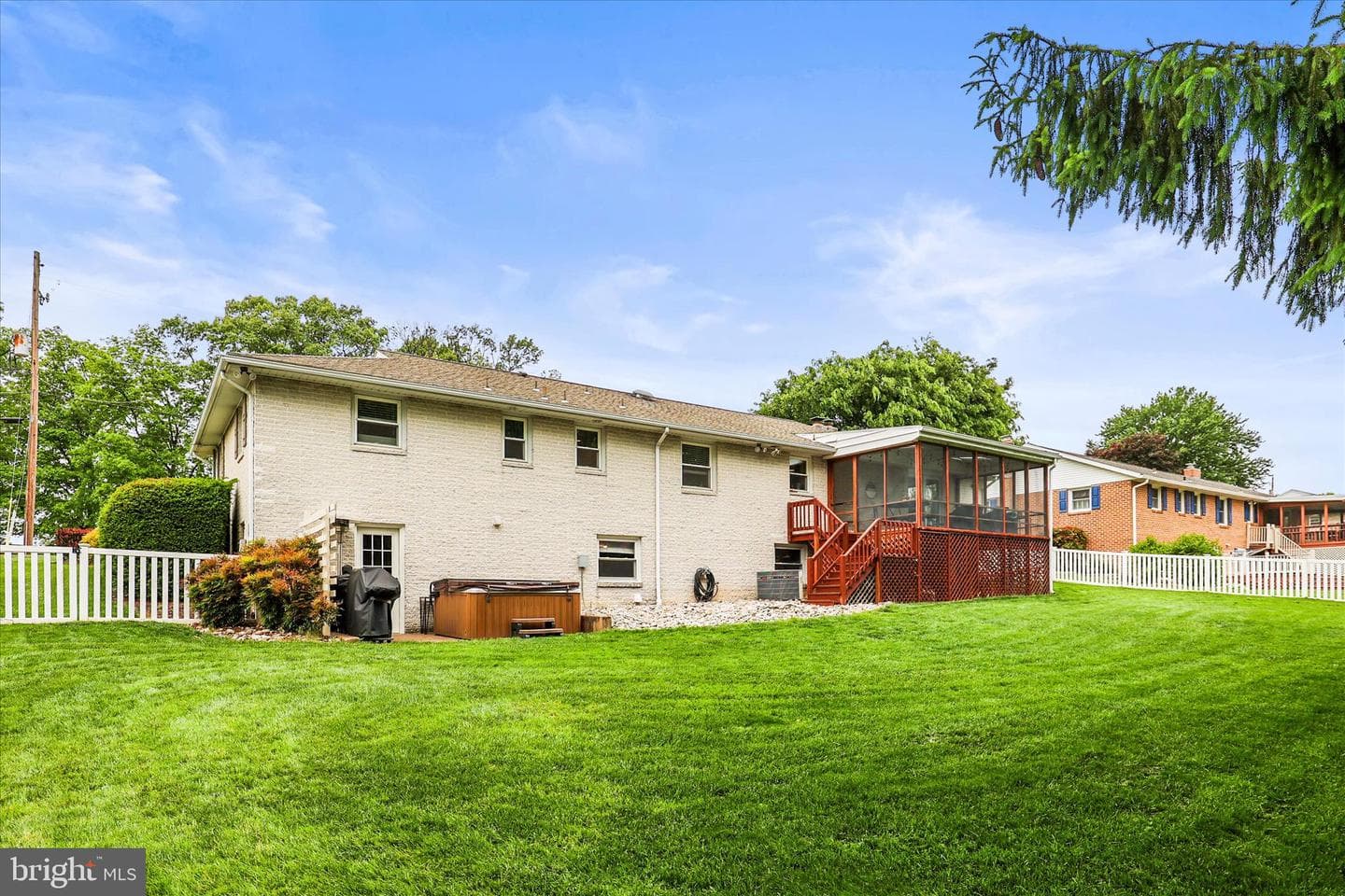 3126 Skylight Drive E photo 53