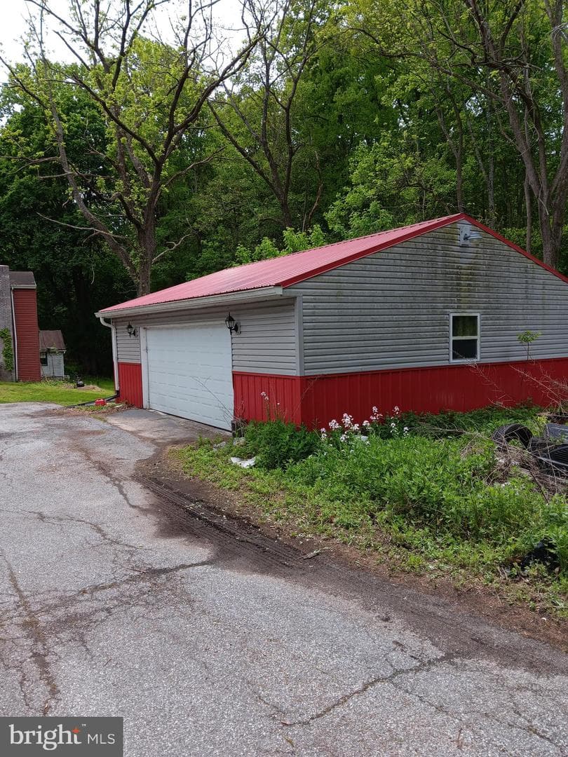 895 Lewisberry Road photo 10