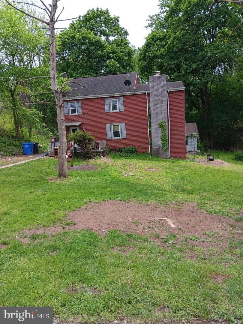895 Lewisberry Road photo 2