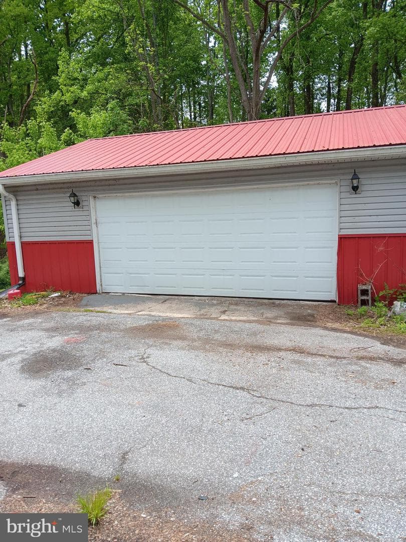 895 Lewisberry Road photo 4