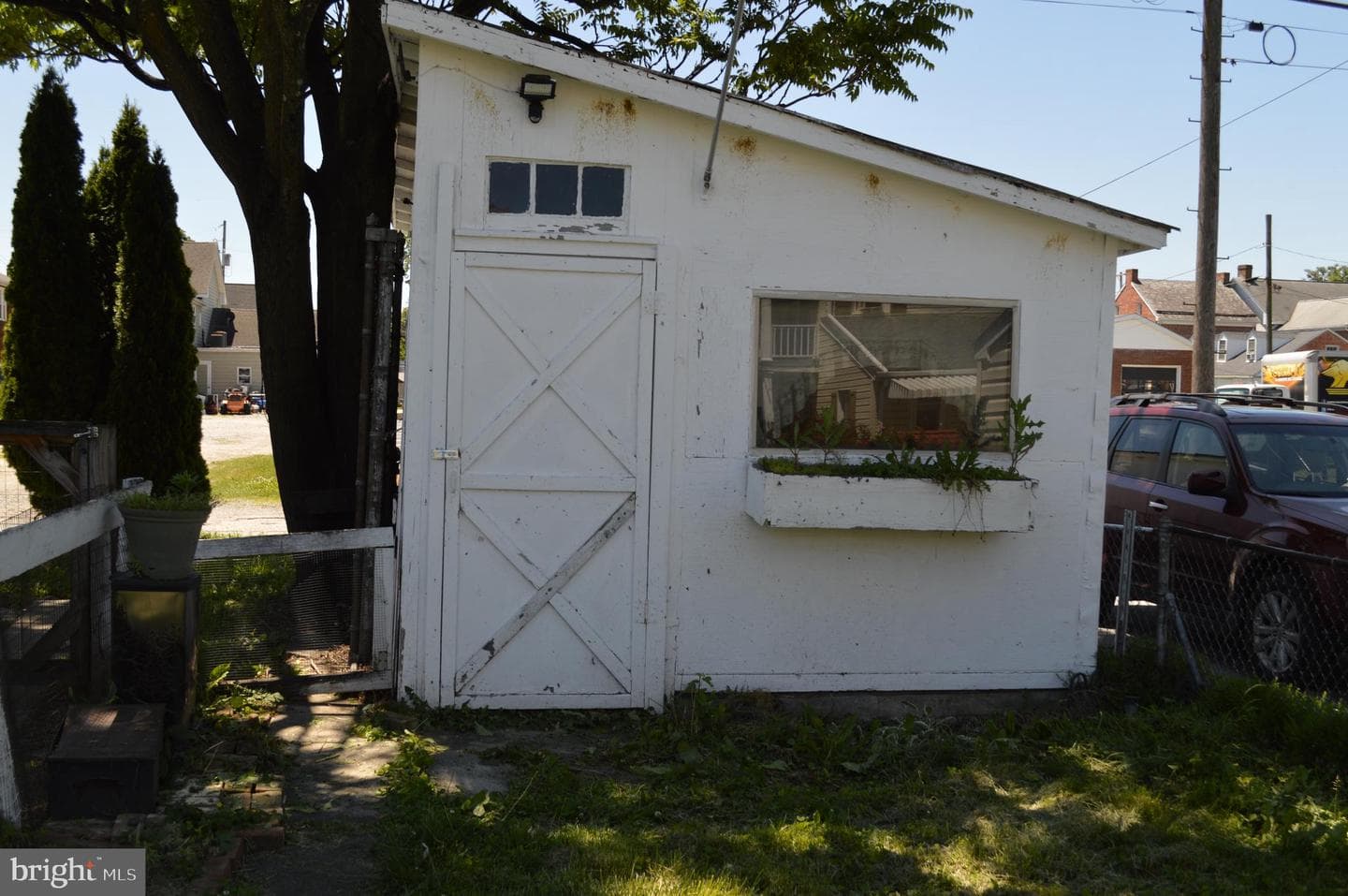 229 Locust Street photo 6