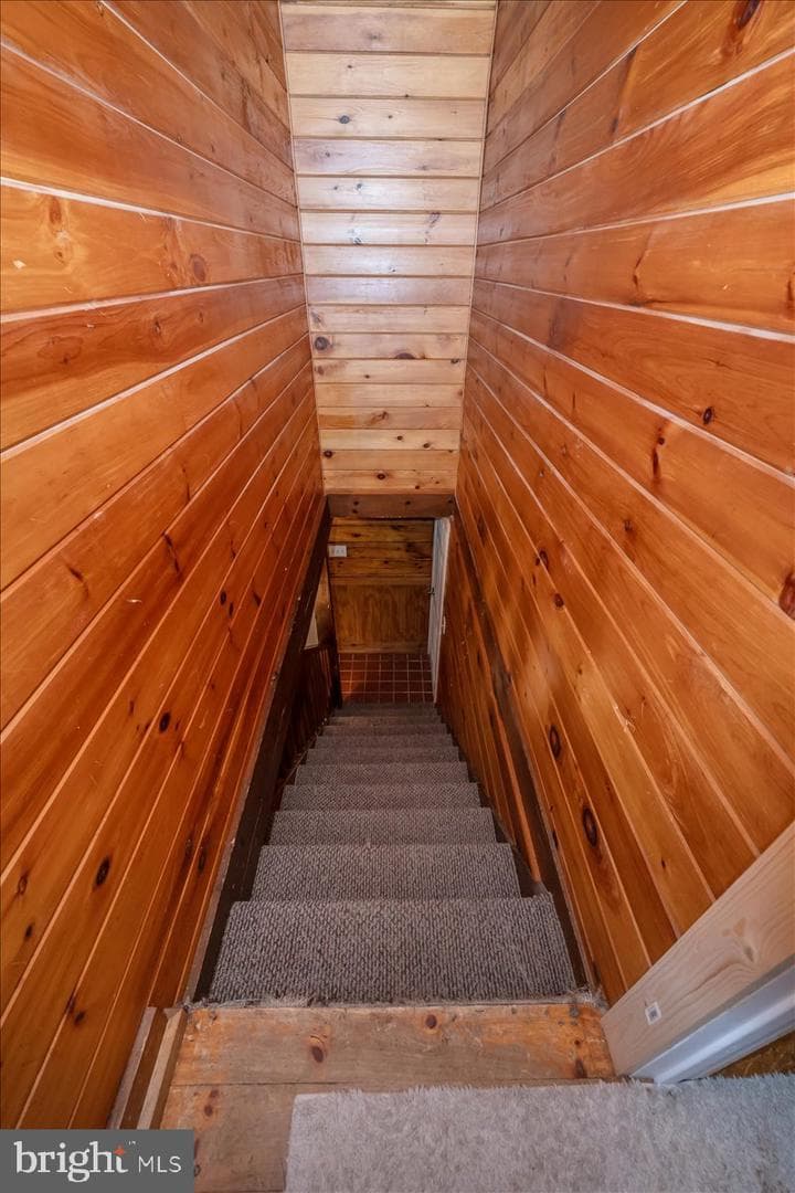2635 Valley Road photo 21