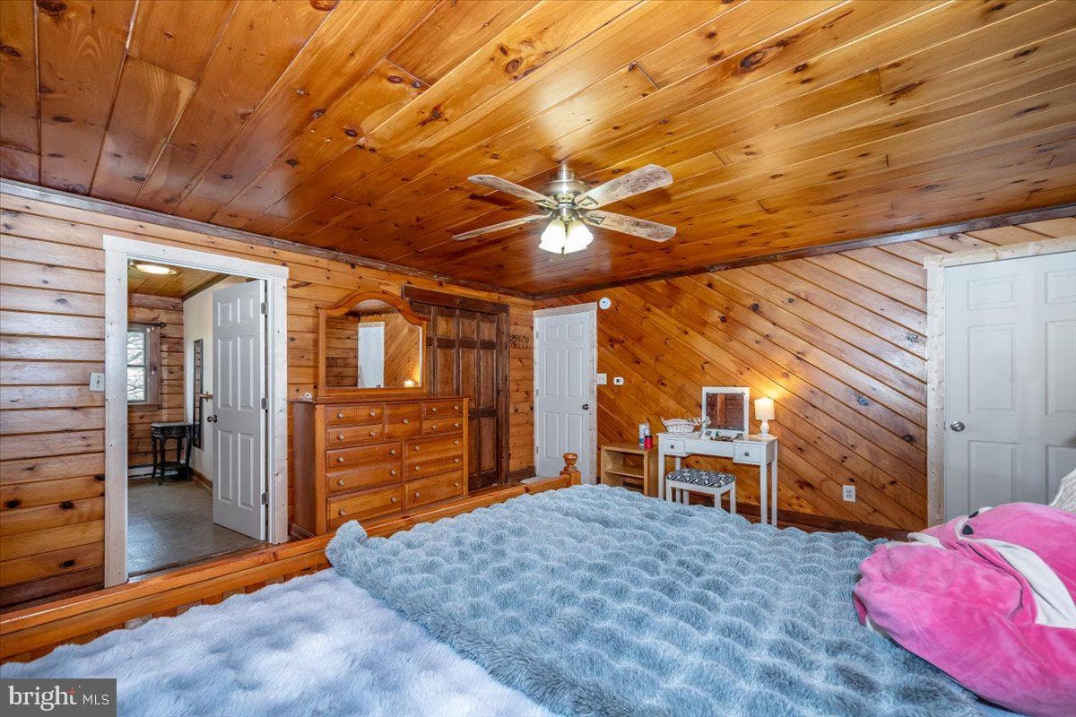 2635 Valley Road photo 25