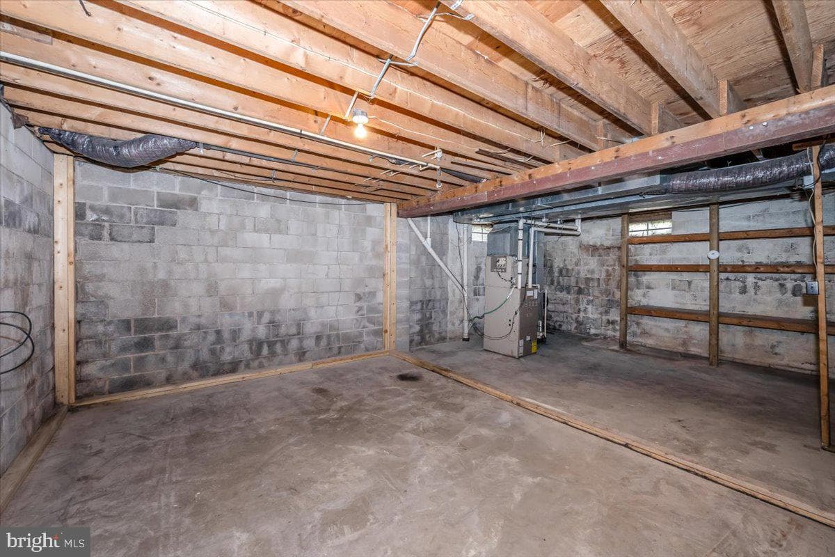 2635 Valley Road photo 28