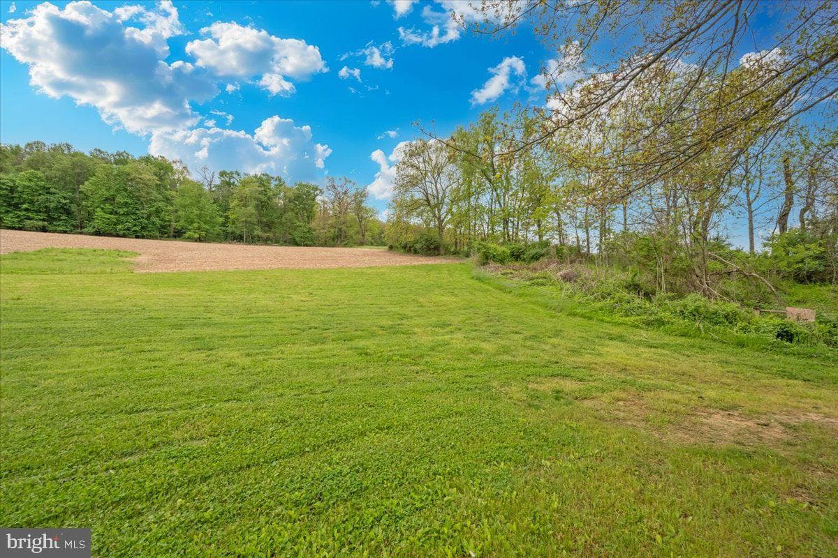 2635 Valley Road photo 45
