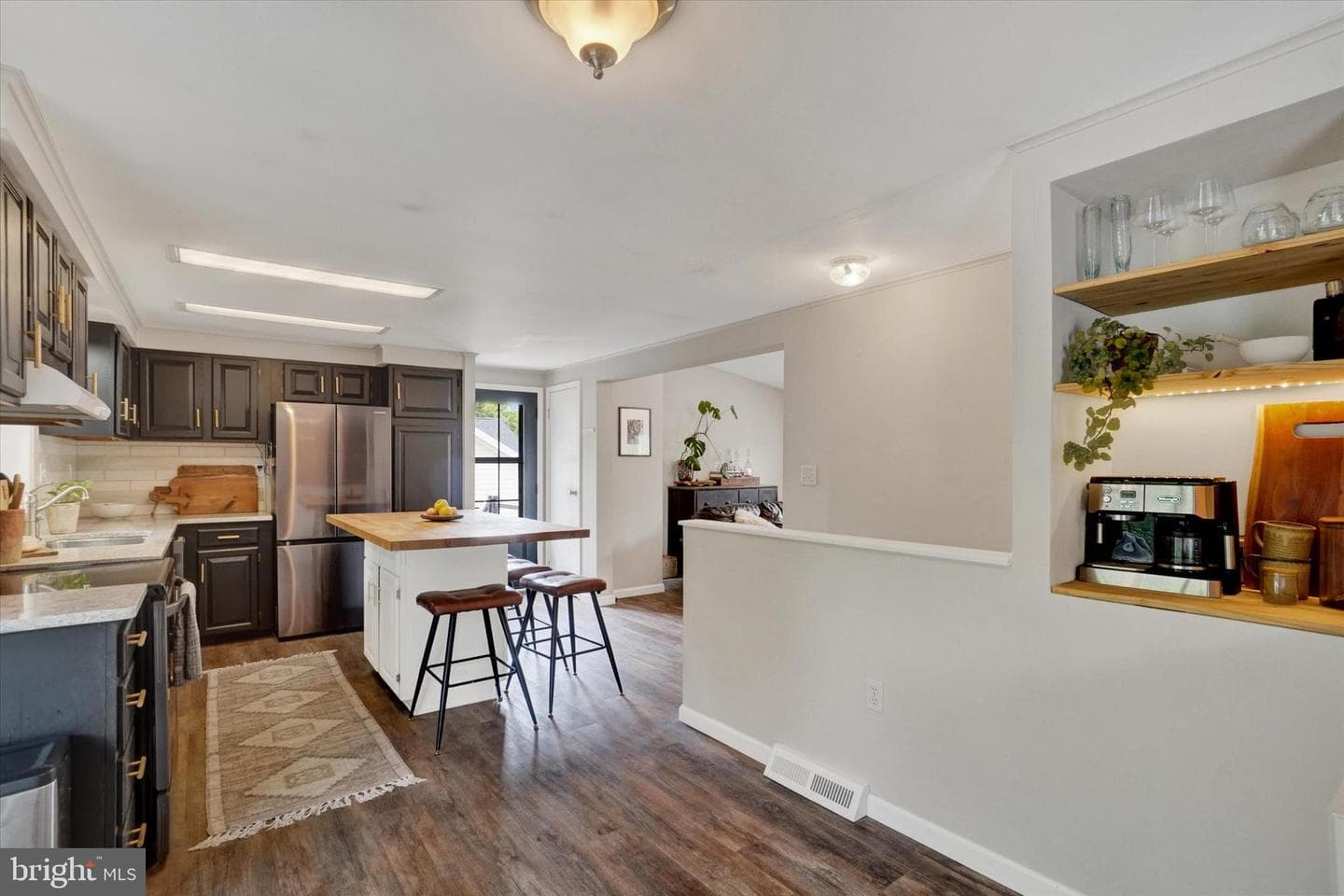 60 Hickory Drive photo 8
