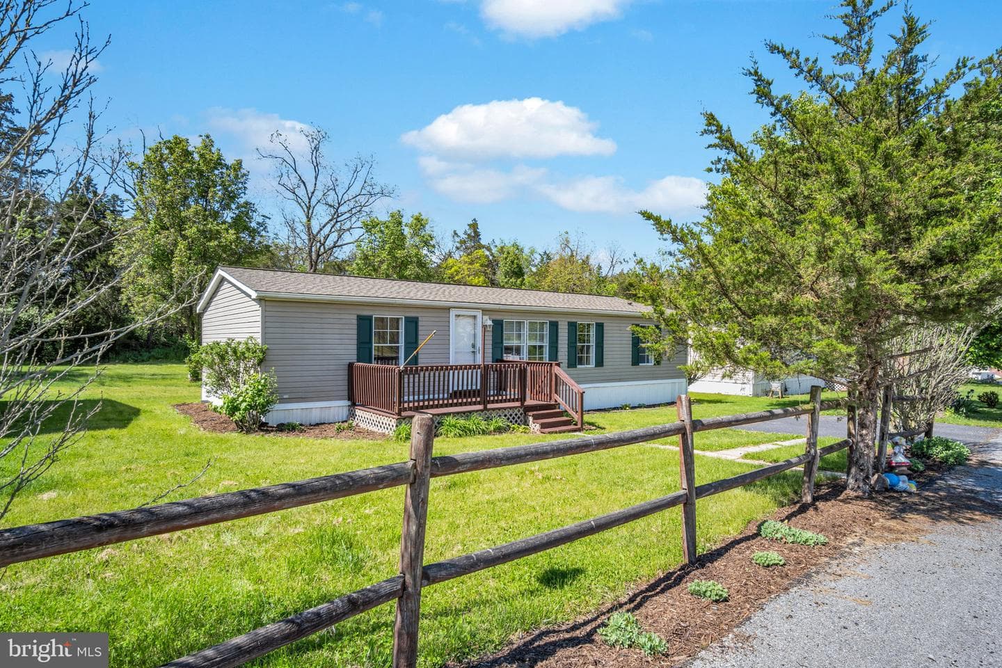 3 Country View Court photo 4