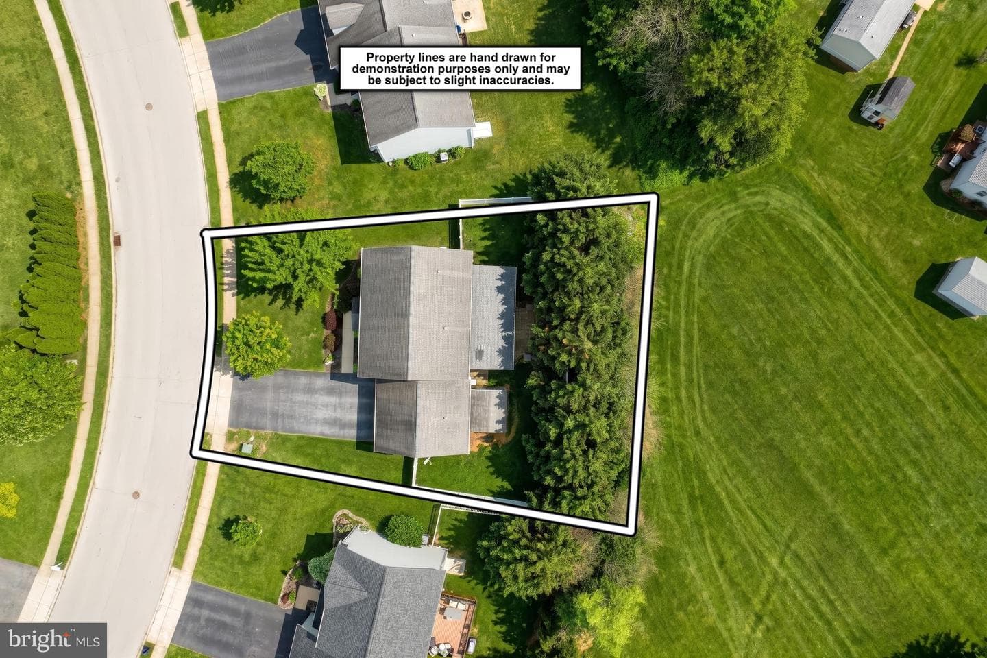 3742 Kimberly photo 3