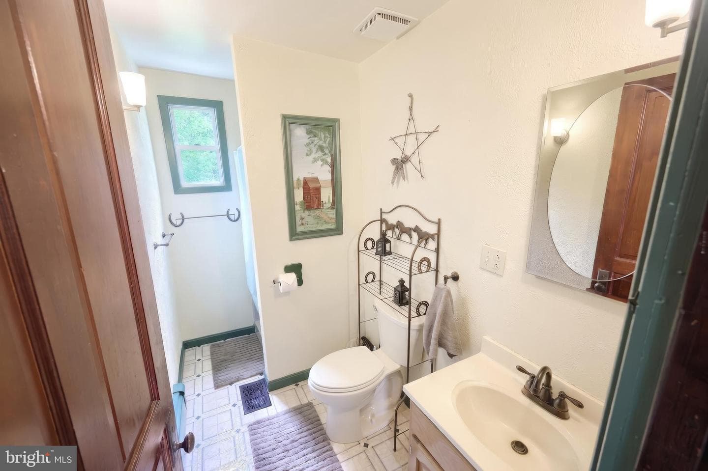 1425 Sunnyside Road photo 36