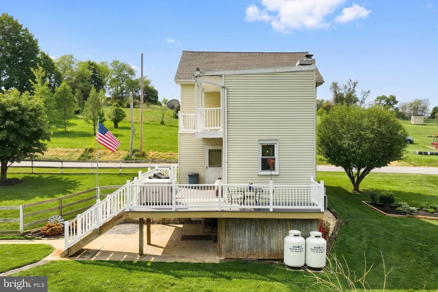 1425 Sunnyside Road photo 6